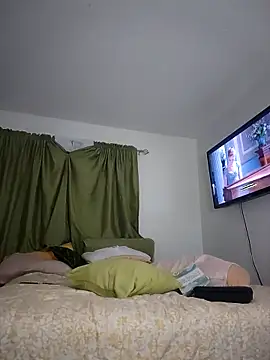 Snapshot of JooveyRose chatting on September 26, 1:51 pm JooveyRose online show from September 26, 1:51 pm