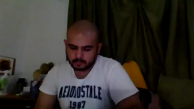 Snapshot of JooveyRose chatting on November 18, 7:11 am JooveyRose online show from November 18, 7:11 am