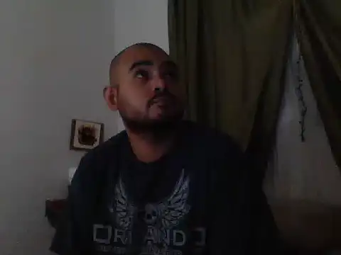 Snapshot of JooveyRose chatting on October 16, 2:03 pm JooveyRose online show from October 16, 2:03 pm