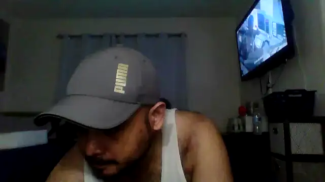 Snapshot of JooveyRose chatting on March 8, 1:28 am JooveyRose online show from March 8, 1:28 am