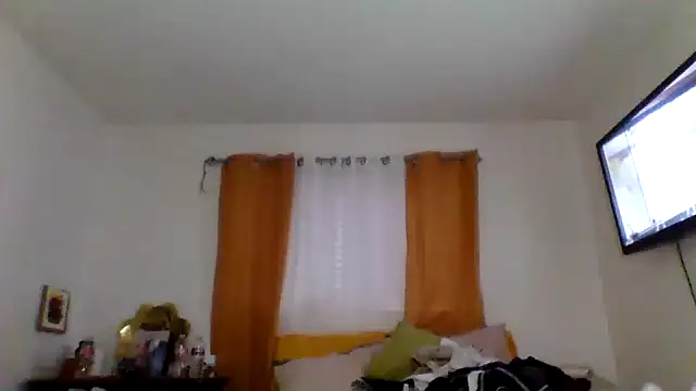 Snapshot of JooveyRose chatting on November 20, 7:25 pm JooveyRose online show from November 20, 7:25 pm