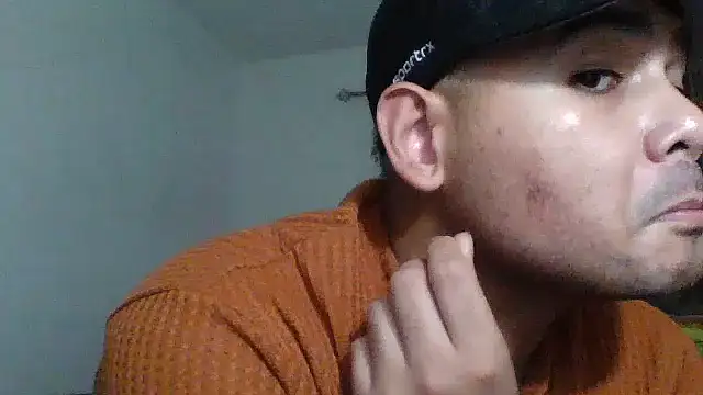 Snapshot of JooveyRose chatting on October 1, 3:11 am JooveyRose online show from October 1, 3:11 am