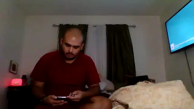 Snapshot of JooveyRose chatting on October 9, 2:06 pm JooveyRose online show from October 9, 2:06 pm