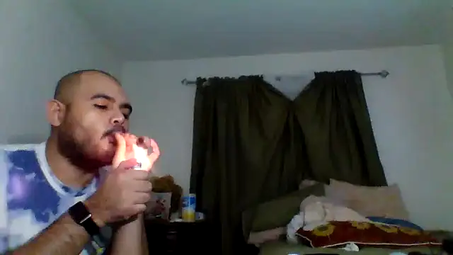 Snapshot of JooveyRose chatting on October 18, 6:37 am JooveyRose online show from October 18, 6:37 am