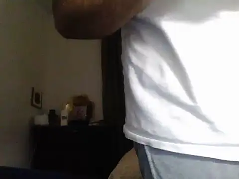 Snapshot of JooveyRose chatting on October 19, 11:24 am JooveyRose online show from October 19, 11:24 am