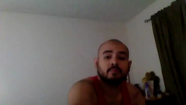 Snapshot of JooveyRose chatting on October 24, 2:05 pm JooveyRose online show from October 24, 2:05 pm