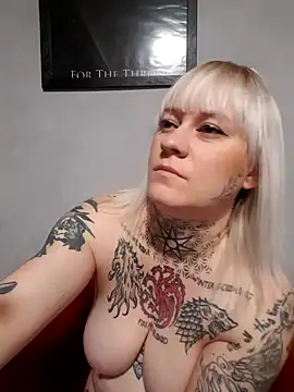 poussichienne online show from November 30, 9:43 am