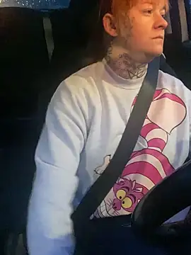 poussichienne online show from March 16, 5:26 am