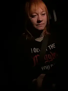 poussichienne online show from March 20, 4:24 am