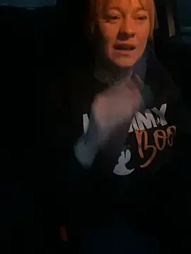 poussichienne online show from March 25, 5:18 am