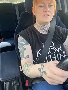 poussichienne online show from March 24, 11:54 am