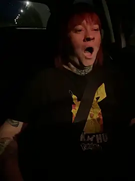 poussichienne online show from June 20, 2:27 am