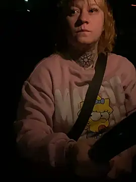 poussichienne online show from April 23, 2:29 am