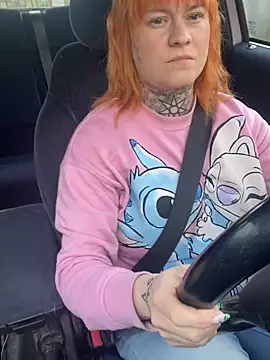 poussichienne online show from March 12, 11:14 am