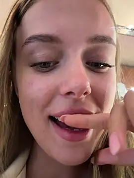 enjoy my beauty online show from February 21, 8:07 am