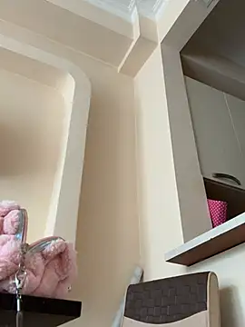 Snapshot of enjoy_my_beauty chatting on June 23, 6:44 am enjoy my beauty online show from June 23, 6:44 am