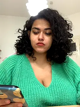 Snapshot of Curvydesifromgermany chatting on September 29, 12:22 pm Curvydesifromgermany online show from September 29, 12:22 pm