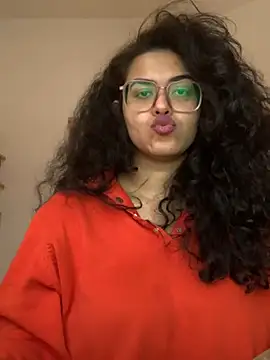 Snapshot of Curvydesifromgermany chatting on January 16, 1:03 pm Curvydesifromgermany online show from January 16, 1:03 pm