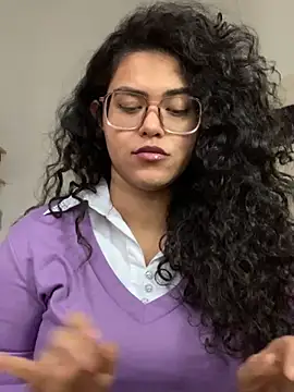 Snapshot of Curvydesifromgermany chatting on January 22, 3:07 pm Curvydesifromgermany online show from January 22, 3:07 pm