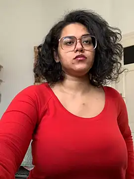 Snapshot of Curvydesifromgermany chatting on March 20, 8:31 am Curvydesifromgermany online show from March 20, 8:31 am