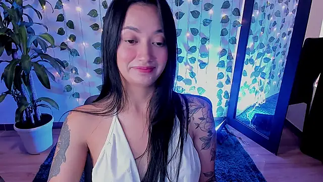 Snapshot of mariiana-diaz chatting on February 25, 3:42 pm mariiana-diaz online show from February 25, 3:42 pm