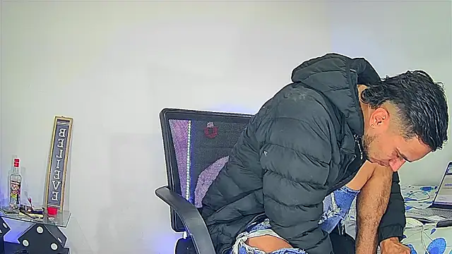 Kevin Torres online show from February 13, 2:28 pm