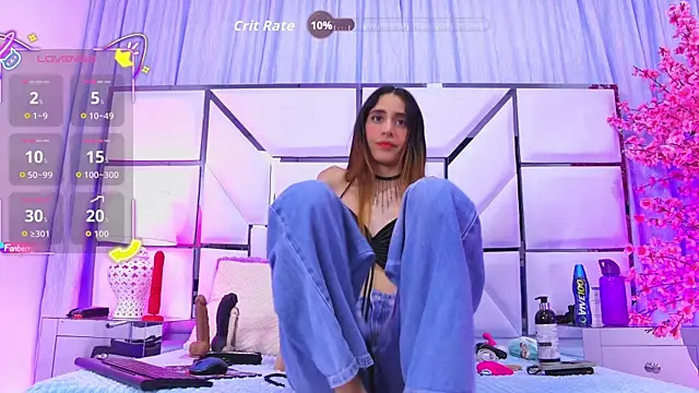AuraRoss online show from June 1, 7:13 pm