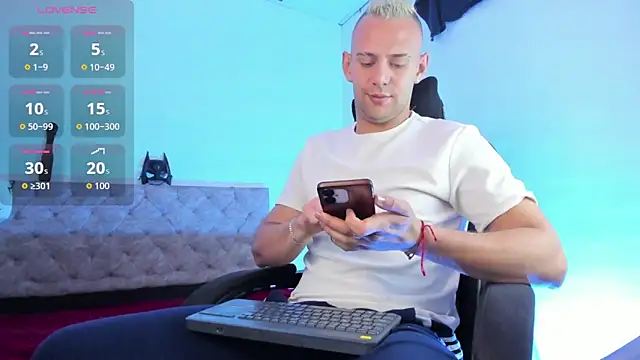 Damon Bakert online show from February 9, 2:37 pm