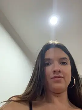 Snapshot of annavi_ chatting on June 29, 12:50 am annavi online show from June 29, 12:50 am