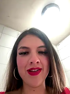 annavi  online show from December 3, 7:35 pm