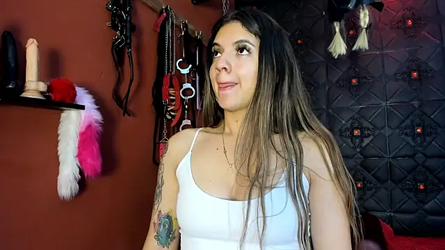 annavi  online show from November 27, 11:43 am