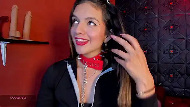 annavi  online show from February 19, 7:22 pm