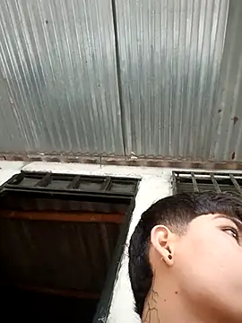 Snapshot of Lukas_strong chatting on October 29, 2:16 pm Lukas strong online show from October 29, 2:16 pm