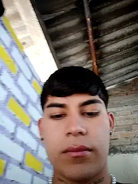 Snapshot of Lukas_strong chatting on September 21, 4:01 pm Lukas strong online show from September 21, 4:01 pm