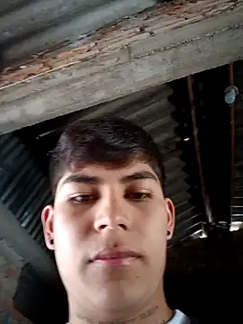 Snapshot of Lukas_strong chatting on October 9, 1:55 pm Lukas strong online show from October 9, 1:55 pm