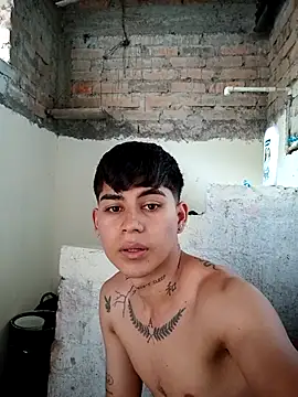 Snapshot of Lukas_strong chatting on September 12, 1:33 pm Lukas strong online show from September 12, 1:33 pm