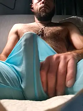 Snapshot of bigdickdaddy2184 chatting on January 11, 8:00 am bigdickdaddy2184 online show from January 11, 8:00 am