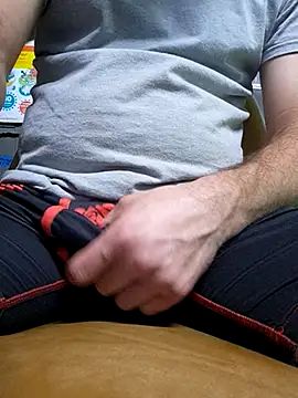 Snapshot of bigdickdaddy2184 chatting on October 31, 9:32 pm bigdickdaddy2184 online show from October 31, 9:32 pm