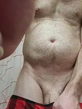 Snapshot of bigdickdaddy2184 chatting on January 13, 4:38 am bigdickdaddy2184 online show from January 13, 4:38 am