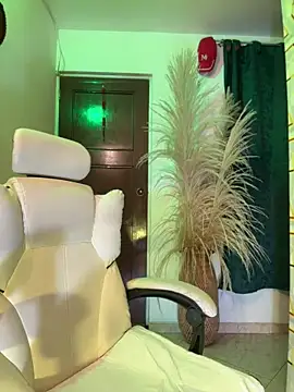 lenny boobs online show from April 15, 11:05 am