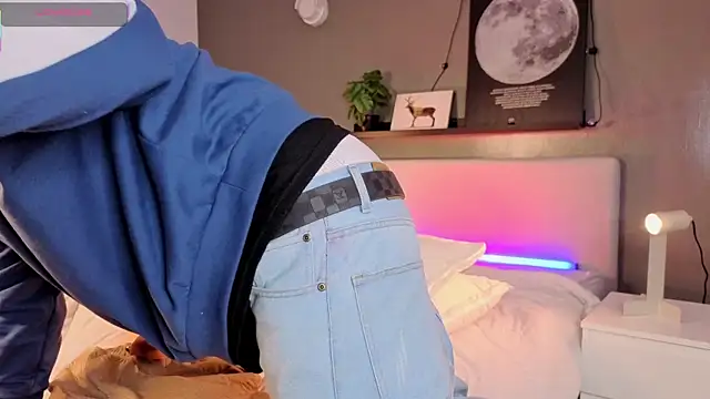 Snapshot of Ken-boy_ chatting on November 2, 11:37 am Ken-boy online show from November 2, 11:37 am