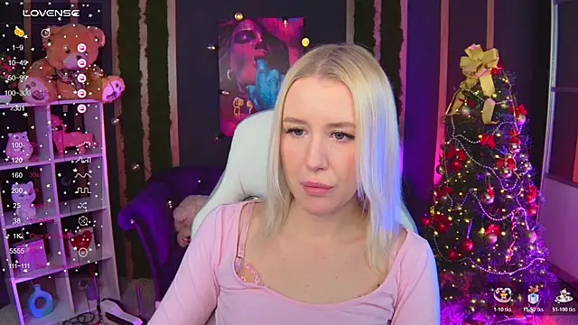 Snapshot of Selenatrend chatting on January 11, 6:20 am Selenatrend online show from January 11, 6:20 am