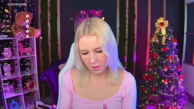 Snapshot of Selenatrend chatting on December 21, 6:15 am Selenatrend online show from December 21, 6:15 am