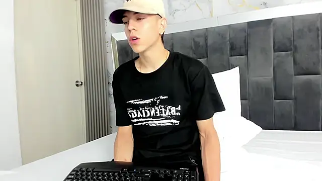 Dei v 48 online show from February 15, 7:28 pm