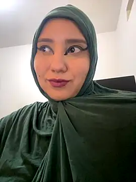 hannahayat online show from October 3, 9:27 pm