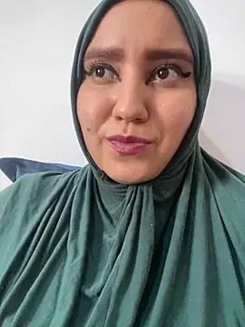 hannahayat online show from January 1, 9:09 pm