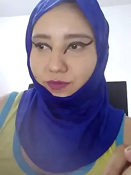 Snapshot of hannahayat chatting on May 27, 10:28 pm hannahayat online show from May 27, 10:28 pm