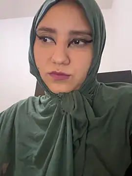 hannahayat online show from March 22, 3:24 pm