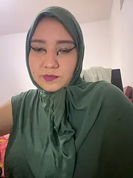 hannahayat online show from March 24, 1:55 pm