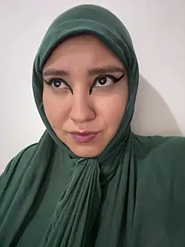 hannahayat online show from December 18, 2:54 pm